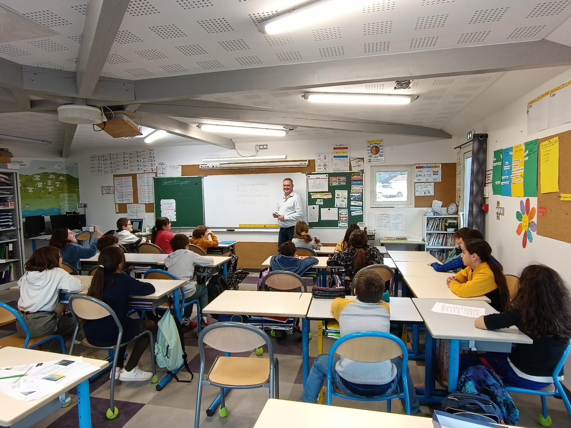 Lire la suite à propos de l’article Rencontre avec les CM2 de l&rsquo;école de Gelles dans le cadre du Parlement des Enfants